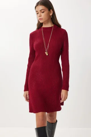 Geripptes A-Linien Strick-Minikleid